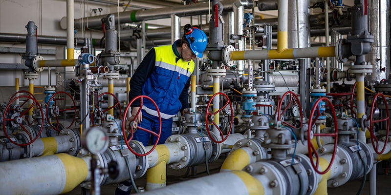 İran, Yakın Zamanda Rusya’dan Gaz Sevkiyatına Başlamayı Umuyor