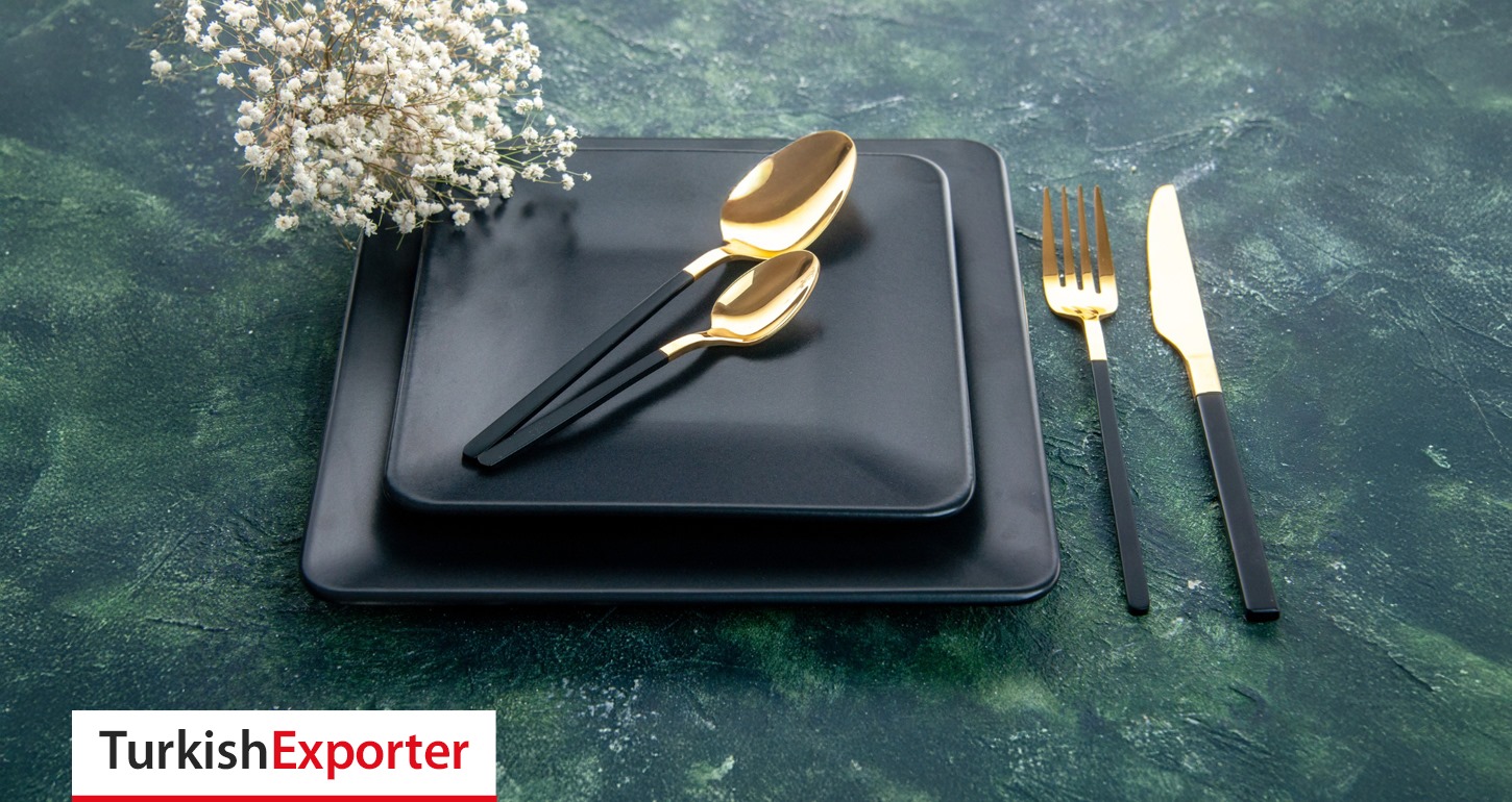 Rusya Firması, Kare Servis Tabağı Almak İstiyor